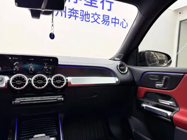 Mercedes-Benz GLB AMG — Фото автомобиля 18