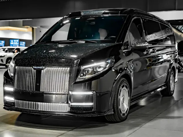 Mansory V-Class — Фото автомобиля 4