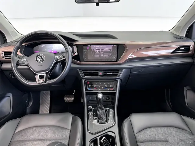 Volkswagen Tharu — Фото автомобиля 8