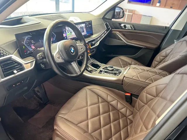 BMW X5 — Фото автомобиля 8