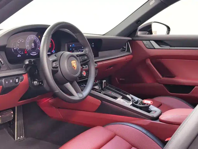 Porsche 911 — Фото автомобиля 9