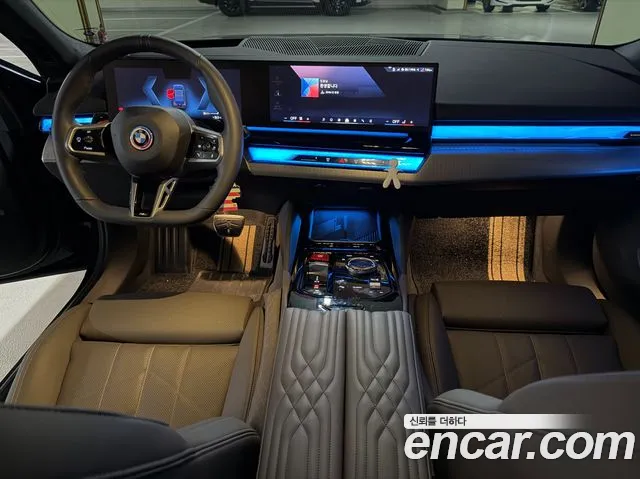 BMW 5-Series — Фото автомобиля 11