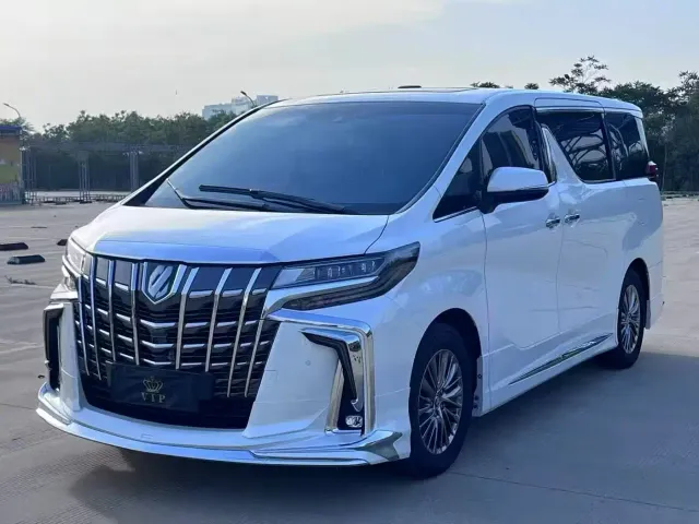 Фотография автомобиля — Toyota Alphard