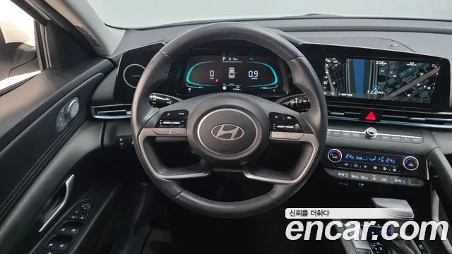 Hyundai Avante CN7 — Фото автомобиля 13