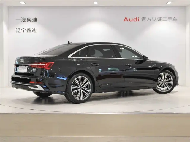 Audi A6L — Фото автомобиля 4