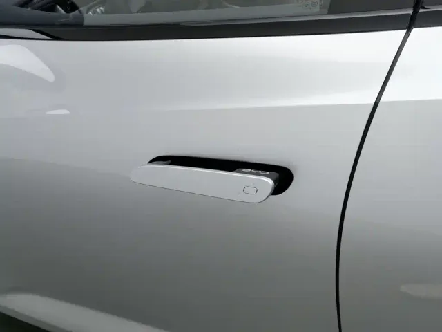 BYD Seal 06 GT — Фото автомобиля 18