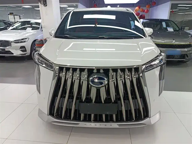 GAC Trumpchi M8 — Фото автомобиля 2
