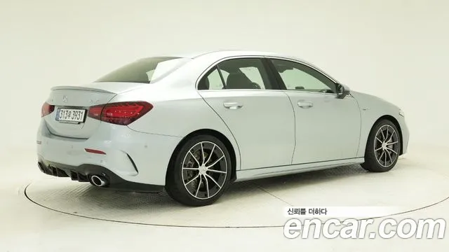 Mercedes-Benz A-Class — Фото автомобиля 2