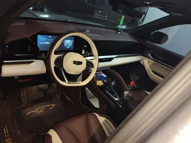 Geely Xingyue L — Фото автомобиля 12