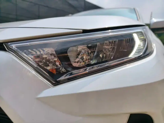 Toyota RAV4 — Фото автомобиля 17