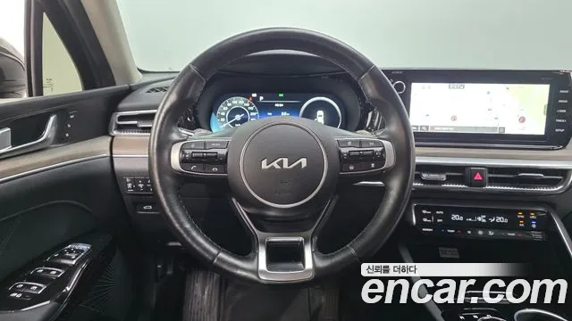 Kia K5 Generation 3 — Фото автомобиля 20