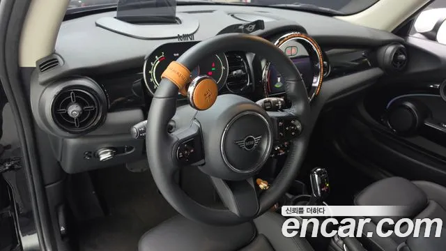 MINI Cooper — Фото автомобиля 7