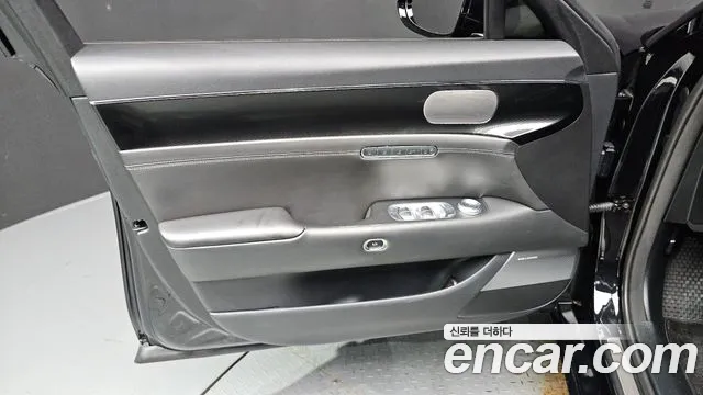 Genesis G90 RS4 — Фото автомобиля 13