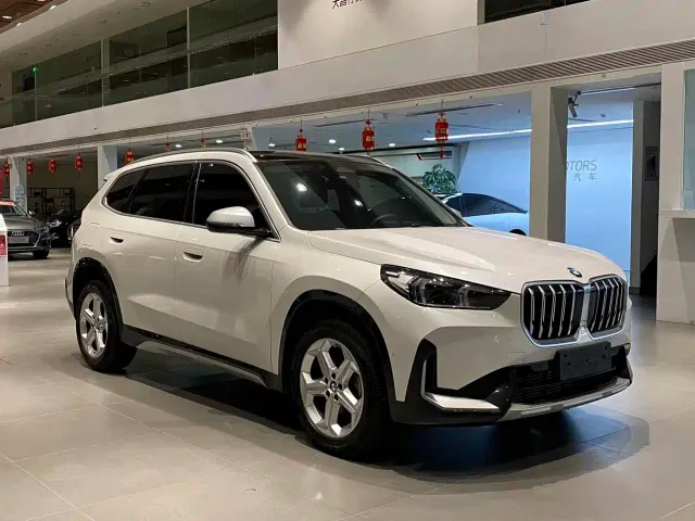 BMW X1 — Фото автомобиля 3