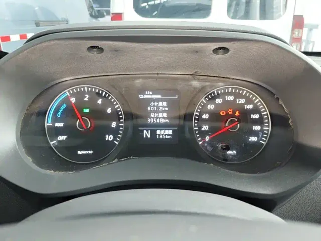 Wuling Yangguang — Фото автомобиля 7