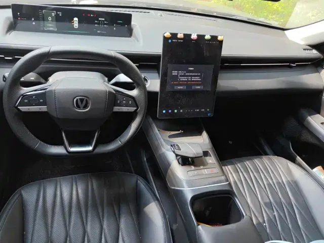 Changan Eado — Фото автомобиля 12