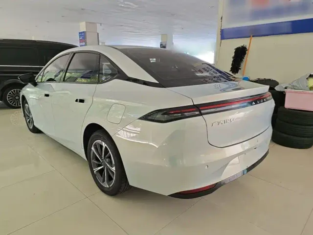 GAC Aion S MAX — Фото автомобиля 4