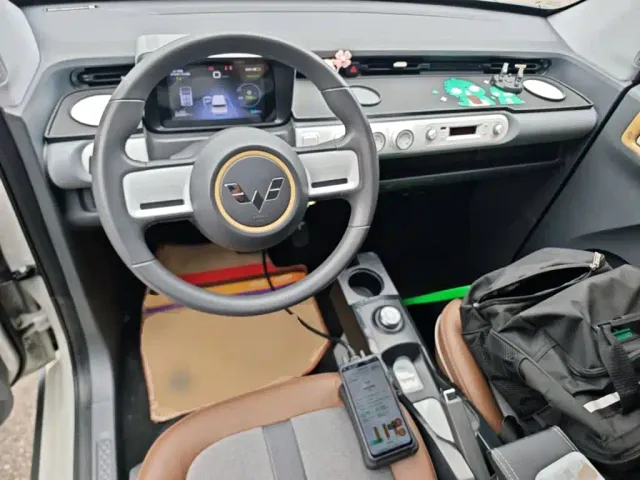 Wuling Hongguang Mini EV — Фото автомобиля 9
