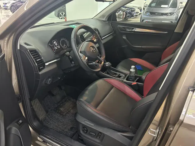 Skoda Karoq — Фото автомобиля 2