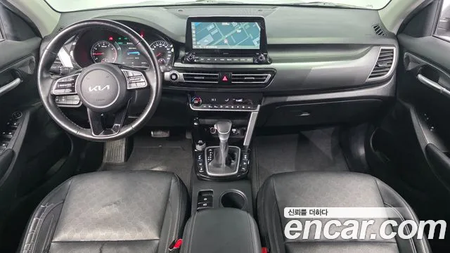 Kia Seltos — Фото автомобиля 10