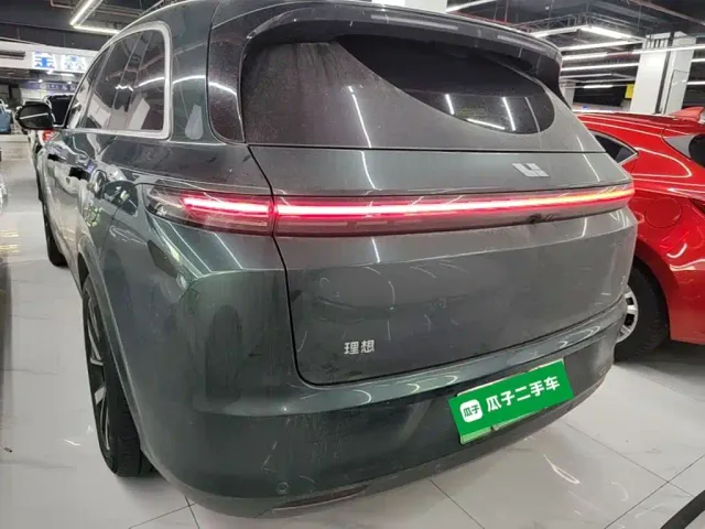 Li Auto L7 — Фото автомобиля 4