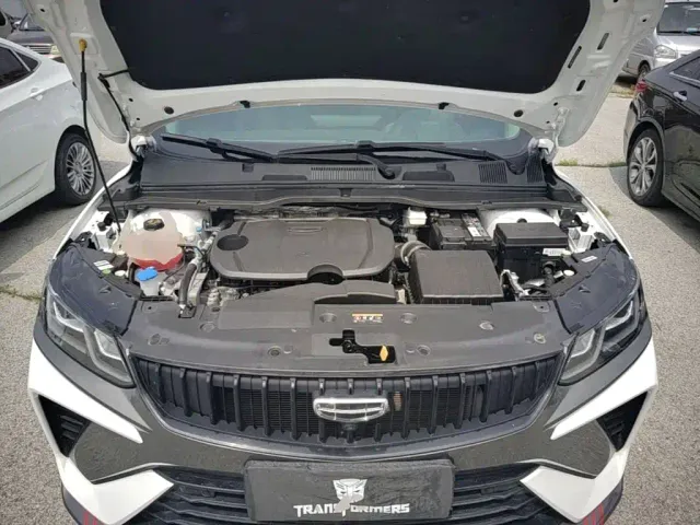 Geely Binyue — Фото автомобиля 19