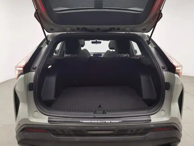 Geely Boyue — Фото автомобиля 16