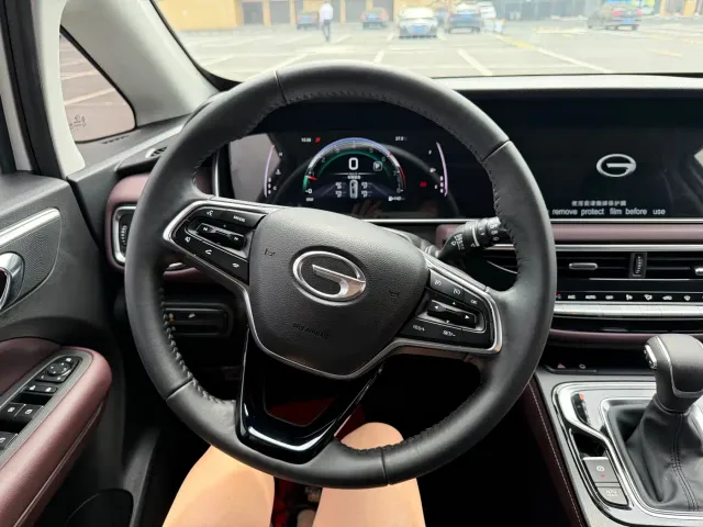 GAC Trumpchi M6 — Фото автомобиля 21