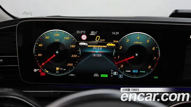 Mercedes-Benz GLE-Class — Фото автомобиля 8