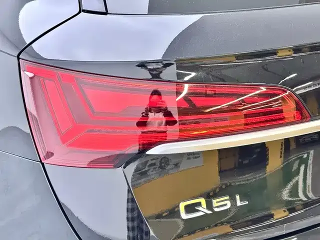 Audi Q5L — Фото автомобиля 18