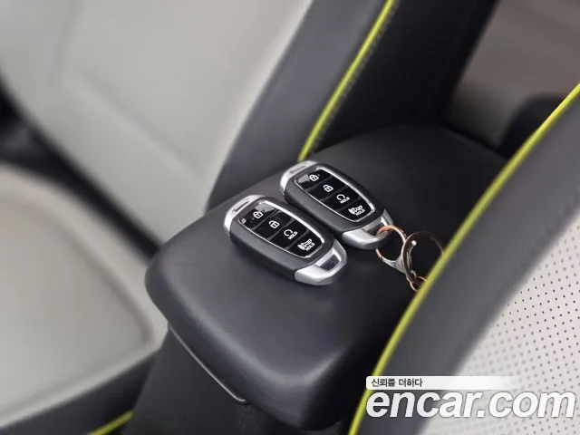 Hyundai Venue — Фото автомобиля 19