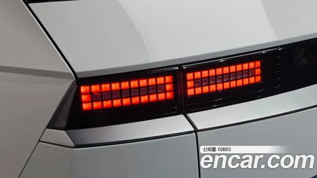 Hyundai Ioniq 5 — Фото автомобиля 8