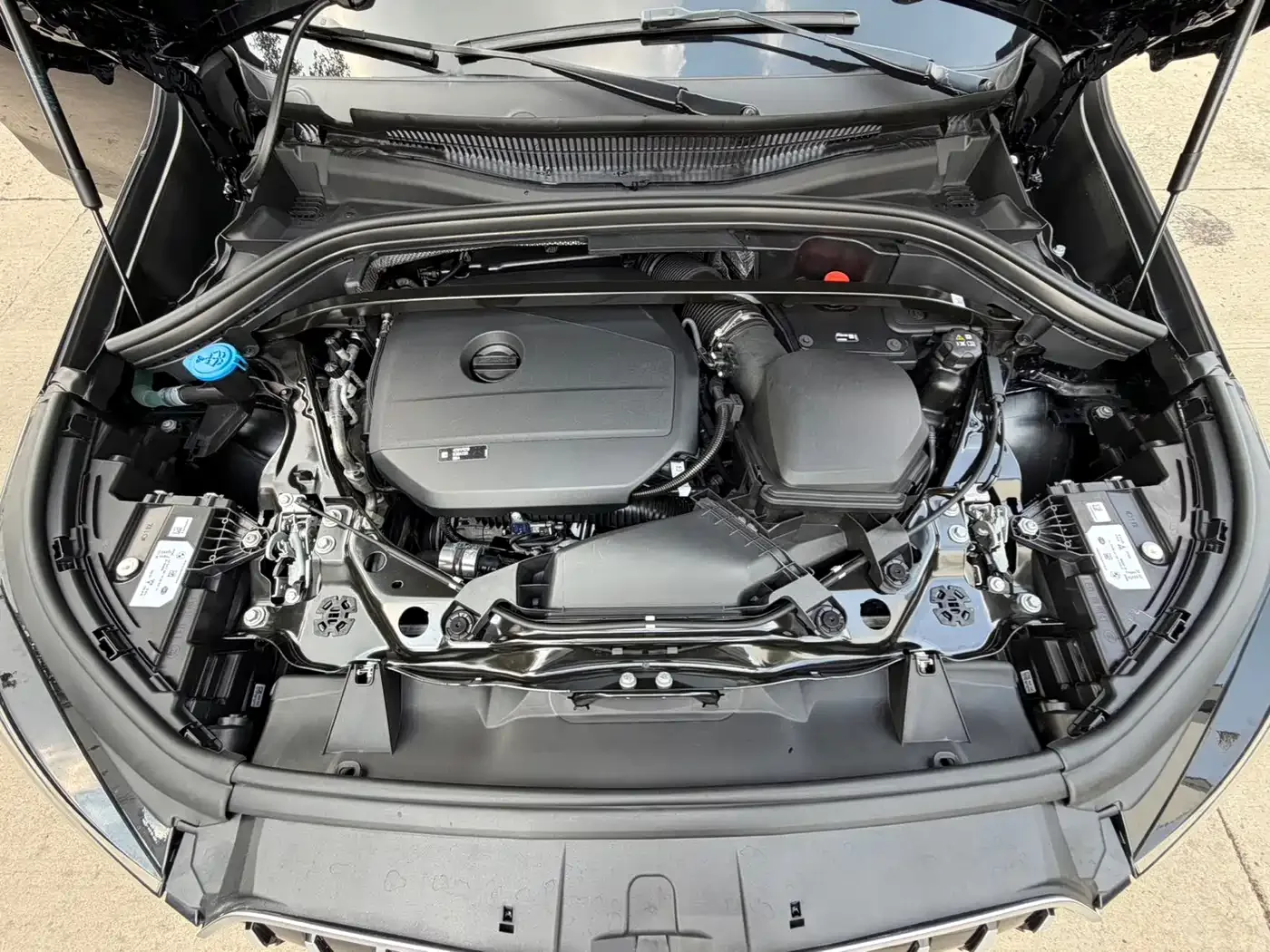 BMW BMW X1 2023 sDrive20Li X Design Package — Фото автомобиля 18