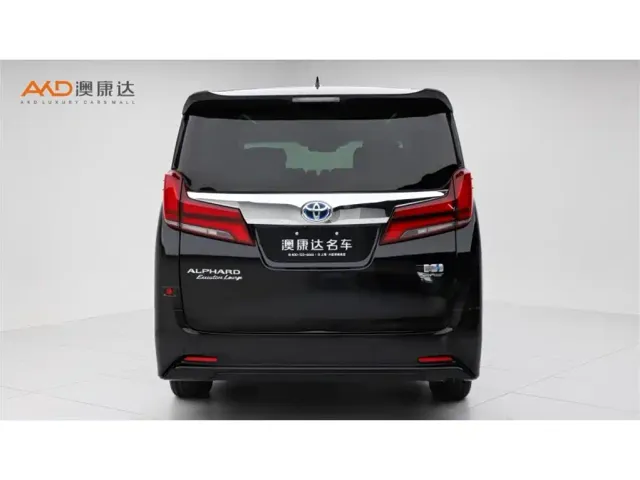 Toyota Alphard — Фото автомобиля 4