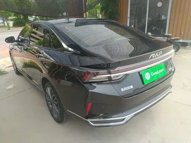 Dongfeng Yixuan MAX — Фото автомобиля 4