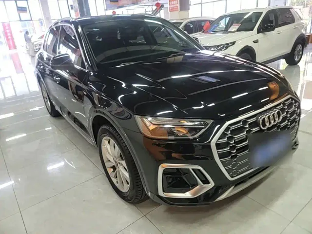 Audi Q5L — Фото автомобиля 3