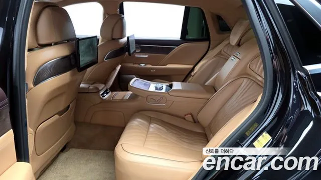 Genesis G90 Бензин 3.5 турбо AWD — Фото автомобиля 23