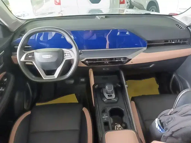 Geely Haoyue PRO — Фото автомобиля 9