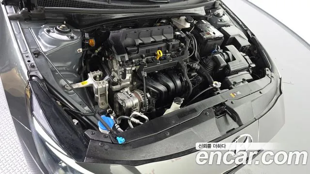 Hyundai AVANTE Avante (CN7) — Фото автомобиля 5