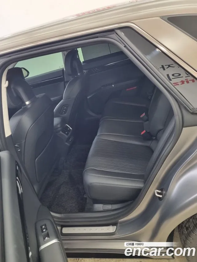 Hyundai Grandeur GN7 — Фото автомобиля 8
