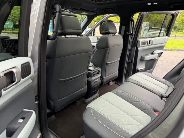 BYD FangChengBao Leopard 5 — Фото автомобиля 9