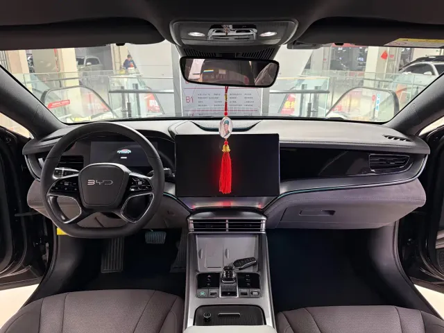 BYD Seal 07 DM-i — Фото автомобиля 5