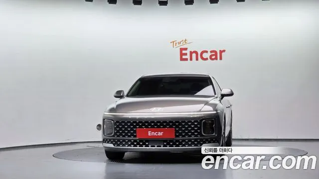Hyundai Grandeur GN7 — Фото автомобиля 3