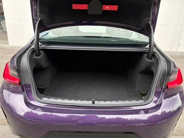 BMW 3 Series — Фото автомобиля 15