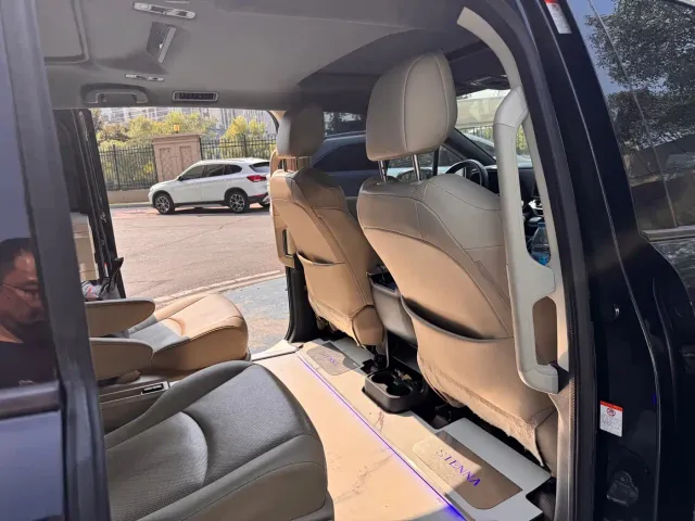Toyota Granvia — Фото автомобиля 8