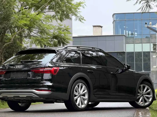 Audi A6 — Фото автомобиля 4
