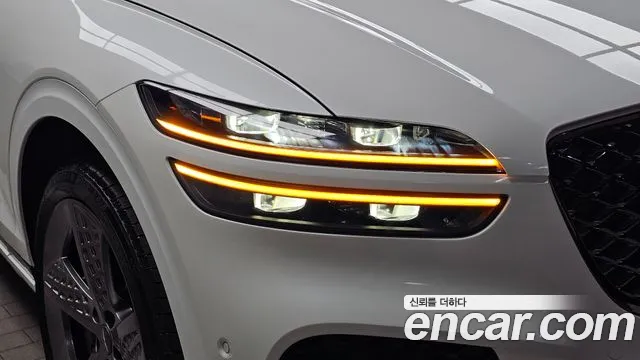 Genesis GV70 — Фото автомобиля 7