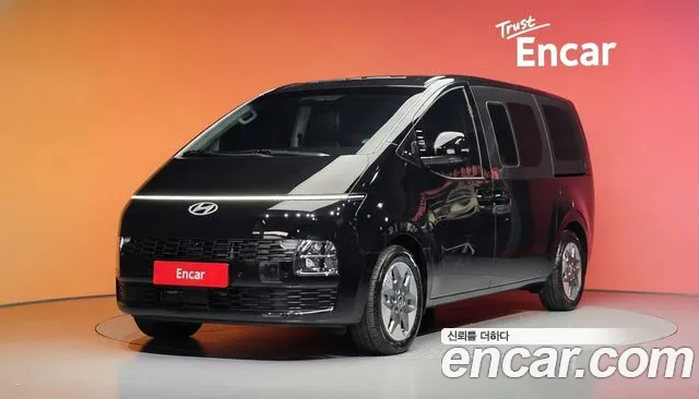 Фотография автомобиля — Hyundai Staria