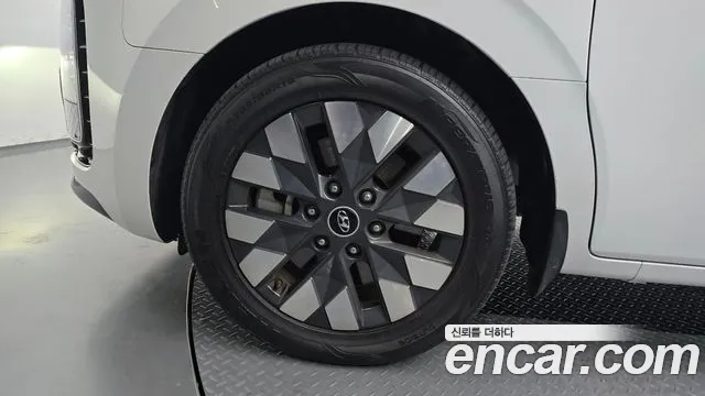 Hyundai Staria — Фото автомобиля 5