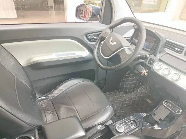 Wuling Hongguang Mini EV — Фото автомобиля 6